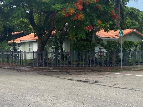 Carolina Park, 2189 SW 24th Ter, Miami, Florida 33145, image 2