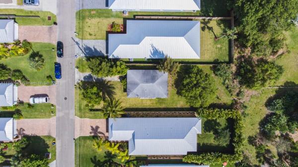 Cinquez Park, 17684 Carver Ave, Jupiter, Florida 33458, image 1