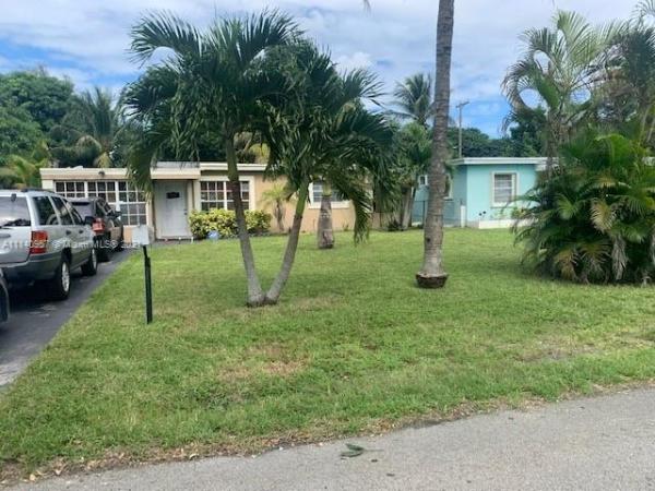 Hollywood Suburbs, 6241 Arthur St, Hollywood, Florida 33024, image 2