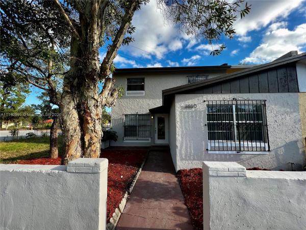 Vista Verde, 3850 NW 207th Street Rd, Miami Gardens, Florida 33055, image 2