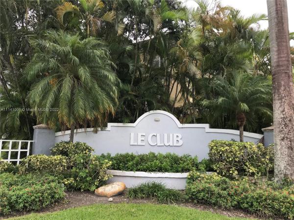 Le Club At Old Cutler, 8660 SW 212th St #106, Cutler Bay, Florida 33189, image 2