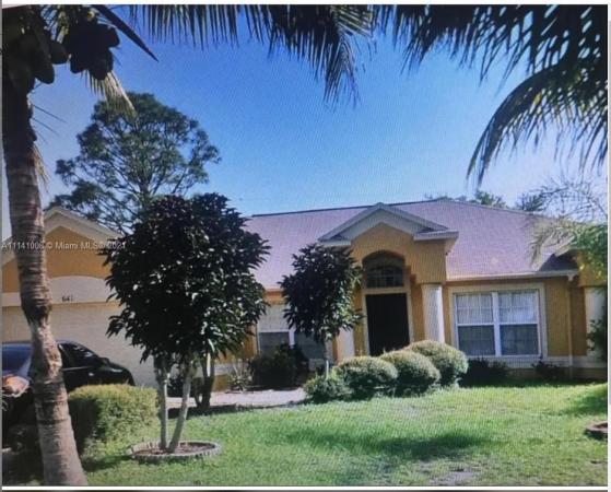 641 SW Dalton Cir, Florida 34953, image 2