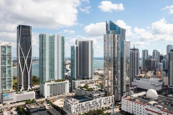 Paramount Miami Worldcenter, 851 NE 1st Ave #2911, Miami, Florida 33132, image 1