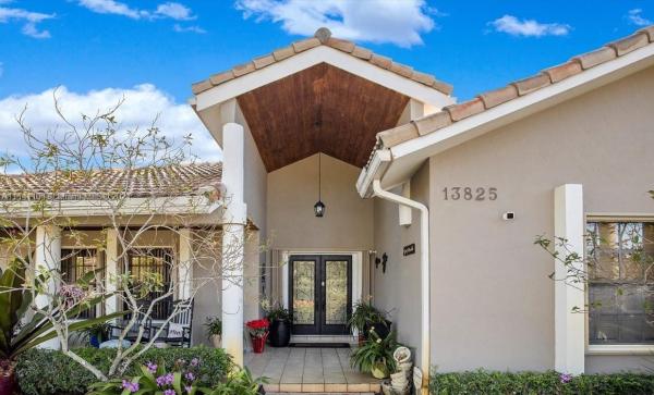 Mary Ann Estates, 13825 SW 108th Ct, Kendall, Florida 33176, image 2
