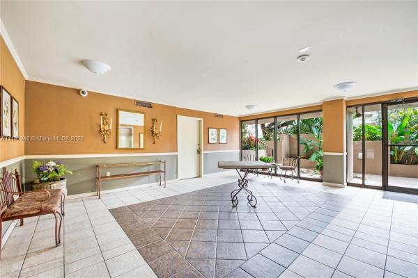 Ionian Plaza, 110 Salamanca Ave #404, Coral Gables, Florida 33134, image 2