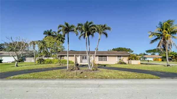Pine Shore, 12500 SW 115th Ave, Kendall, Florida 33176, image 2