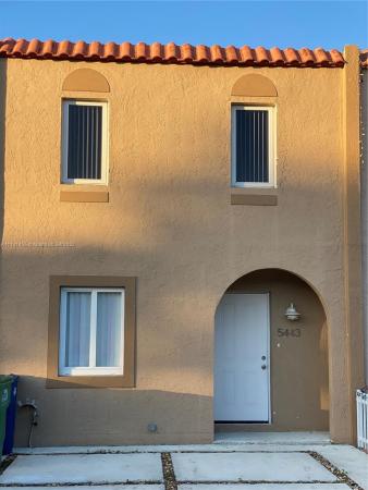 Barbella, 5443 NW 169th Ter #5443, Miami Gardens, Florida 33055, image 2