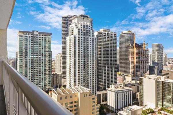 The Club At Brickell Bay, 1200 Brickell Bay Dr #3814, Miami, Florida 33131, image 2