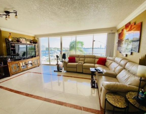 The Grandview Palace, 7601 E Treasure Dr #418, North Bay Village, Florida 33141, image 2