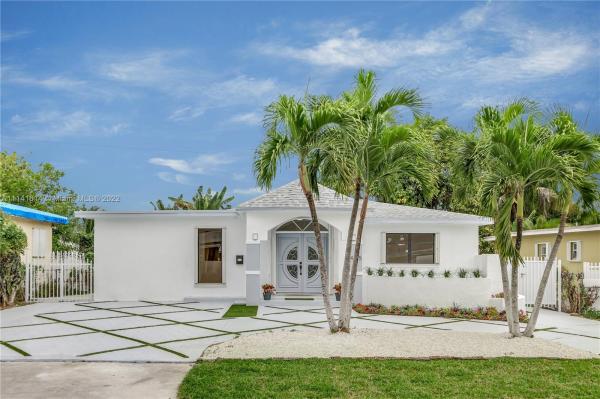 465 NE 109th St, Unincorporated Dade County, Florida 33161, image 2