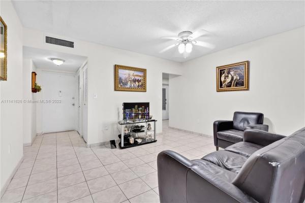 Andor Plaza, 16850 S Glades Dr #6J, North Miami Beach, Florida 33162, image 2