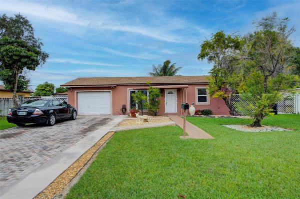 Oaklawn, 6795 SW 18th St, Coral Terrace, Florida 33155, image 2