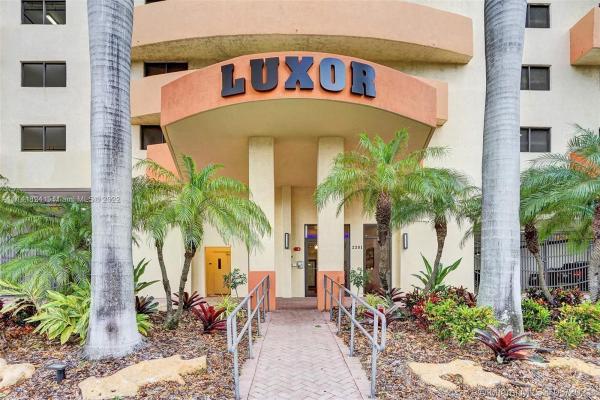 The Luxor Residences, 2301 SW 27th Ave #1501, Miami, Florida 33145, image 2