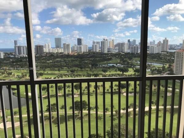 Coronado Tower 2, 20301 W Country Club Dr #PH-28, Aventura, Florida 33180, image 2