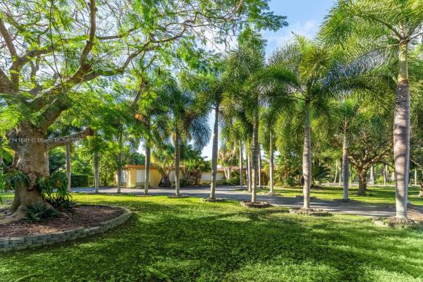 Ridgeline Estates, 6200 Montgomery Dr, Pinecrest, Florida 33156, image 1