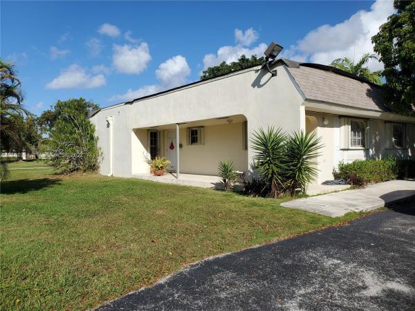 Green Hills Park West, 16994 SW 112th Ct #V3231, West Perrine, Florida 33157, image 2
