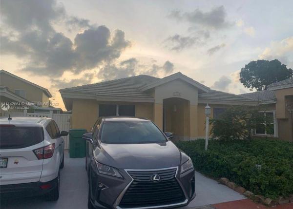 Monterrey, 18484 NW 52nd Path, Miami Gardens, Florida 33055, image 2
