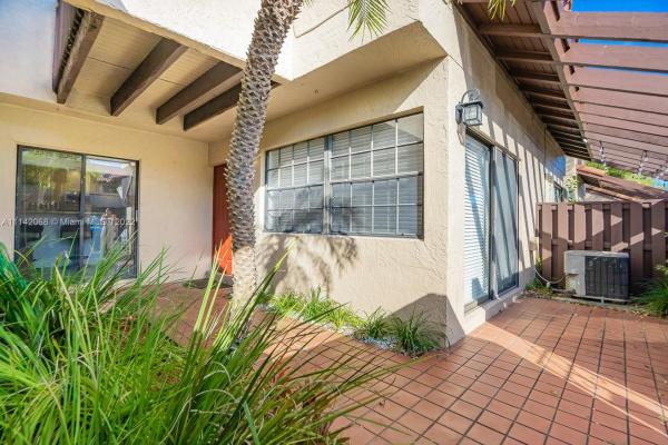 Courtyards In The Crossings, 13257 SW 113th Ter #13257, The Crossings, Florida 33186, image 2