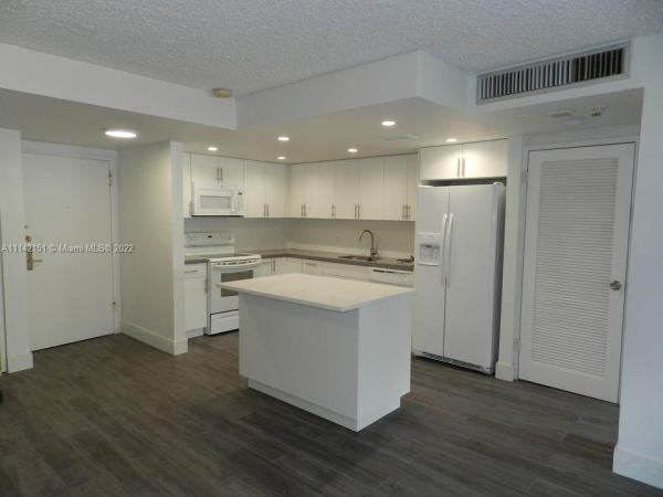 Brickell Biscayne, 150 SE 25th Rd #2J, Miami, Florida 33129, image 1