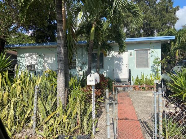 3015 NW 29th St, Unincorporated Dade County, Florida 33142, image 2