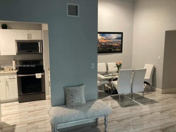 Carmel Lakes, 20741 NE 4th Ct #202, Ives Estates, Florida 33179, image 2