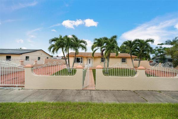Palmland Homes South, 15361 SW 302nd St, Leisure City, Florida 33033, image 2