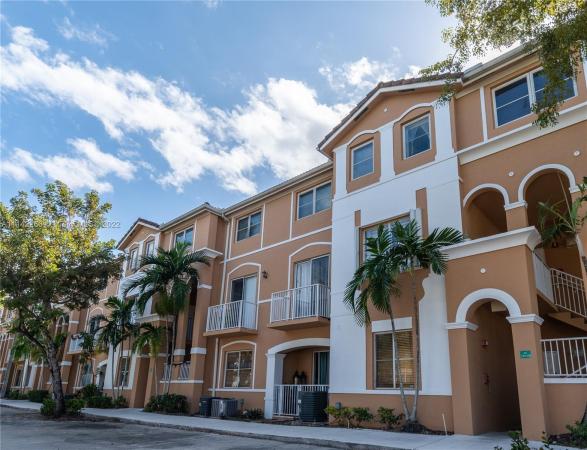 Shoma Homes At Country Club, 7080 NW 177th St #105-13, Hialeah, Florida 33015, image 2