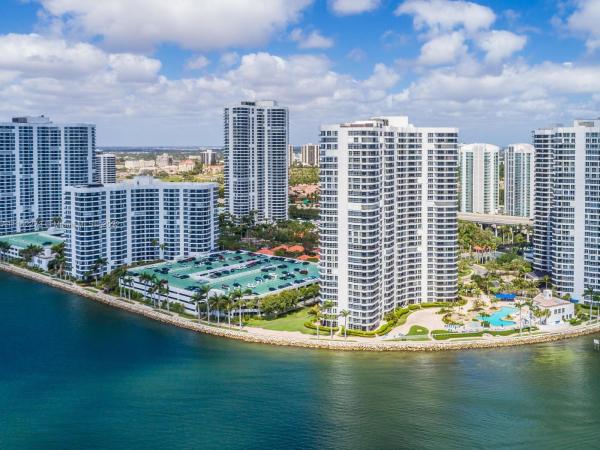 Mystic Pointe Tower 100, 19195 Mystic Pointe Dr #2105, Aventura, Florida 33180, image 2