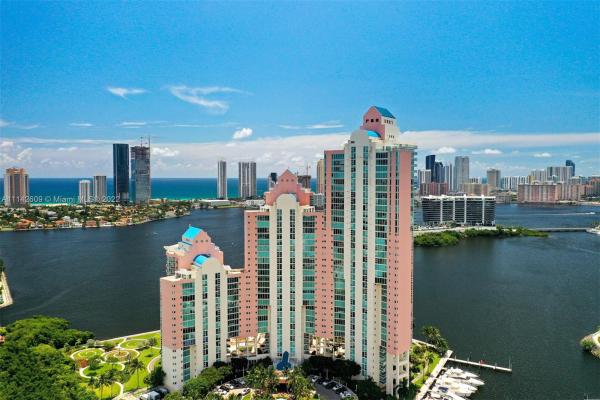 Hidden Bay, 3370 NE 190th St #2813, Aventura, Florida 33180, image 2