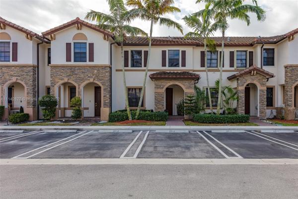 Martinique At Oasis, 3216 SE 6th St #3216, Homestead, Florida 33033, image 2