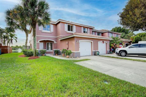 16526 SW 68th Ter #16526, Unincorporated Dade County, Florida 33193, image 2