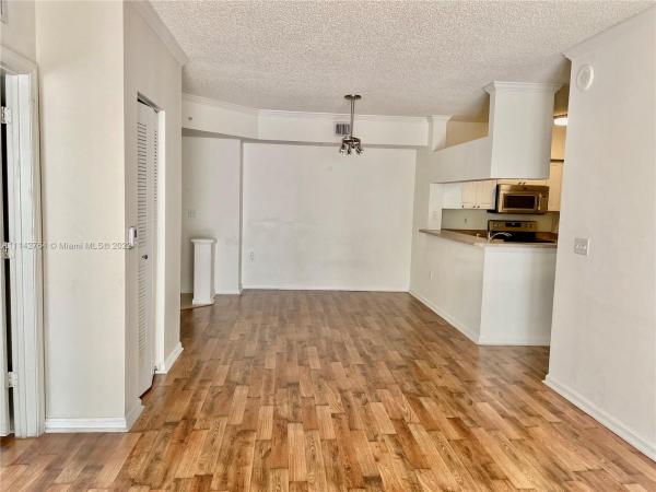 Porto Bellagio, 17150 N Bay Rd #2802, Sunny Isles Beach, Florida 33160, image 2