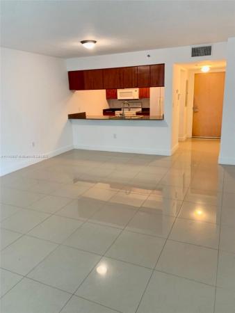 The Club At Brickell Bay, 1200 Brickell Bay Dr #1812, Miami, Florida 33131, image 2