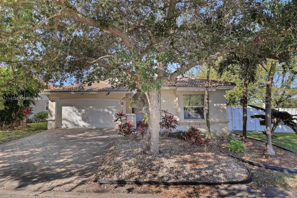 Banyan Oakridge, 4807 SW 34th Ave, Hollywood, Florida 33312, image 2
