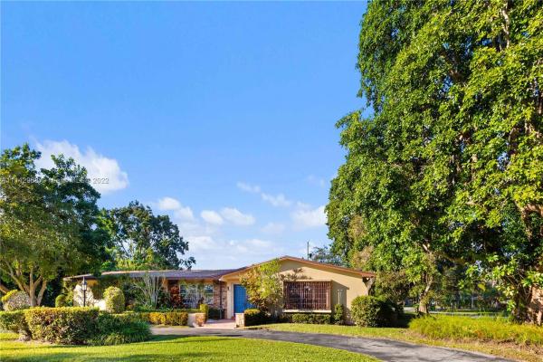 Montgomery East, 7271 SW 113th St, Pinecrest, Florida 33156, image 1