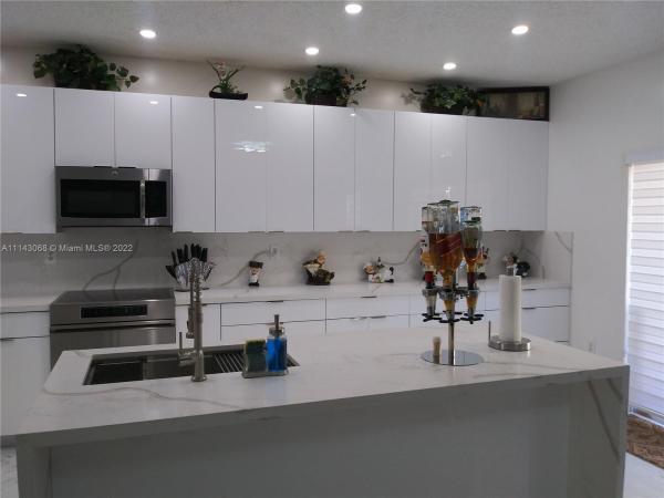 Towngate, 2207 SE 23rd Ave #2207, Homestead, Florida 33035, image 2