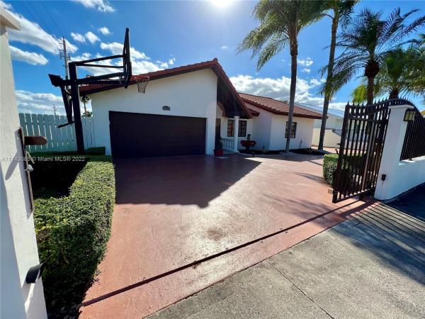 14210 SW 39th St, Unincorporated Dade County, Florida 33175, image 2