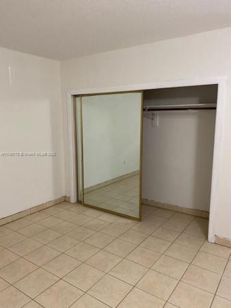 Miami, Florida 33179, image 1