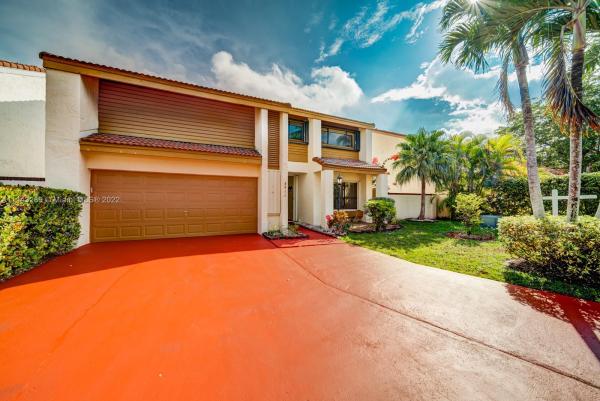Spicewood At The Hammocks, 8811 SW 150th Place Cir, The Hammocks, Florida 33196, image 2