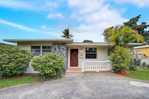7360 NW 4th St, Unincorporated Dade County, Florida 33126, image 2