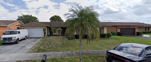 Rolling Oaks Estates, 19235 NW 18th Ave, Miami Gardens, Florida 33056, image 1