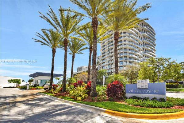 One Fifty One At Biscayne, 14951 Royal Oaks Ln #1805, North Miami, Florida 33181, image 2
