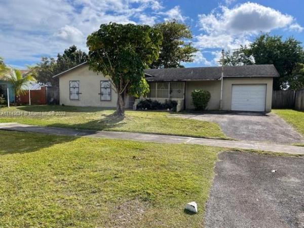 12390 SW 264th St, Unincorporated Dade County, Florida 33032, image 2