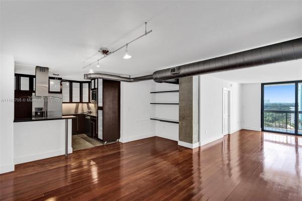 Brickell Bay Club, 2333 Brickell Ave #1614, Miami, Florida 33129, image 2