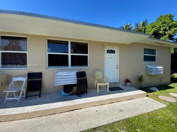 Pinewood Park, 431 NW 96th St, West Little River, Florida 33150, image 2