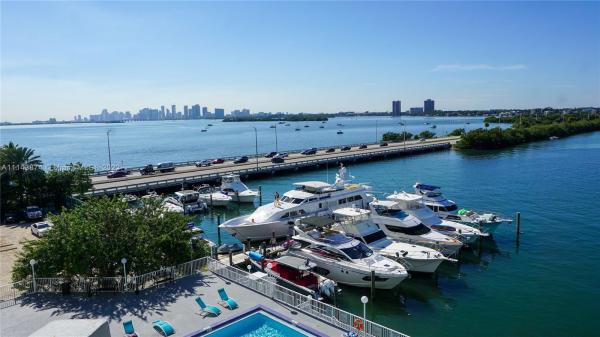 Bayshore Yacht & Tennis Club, 7904 West Dr #515, North Bay Village, Florida 33141, image 2