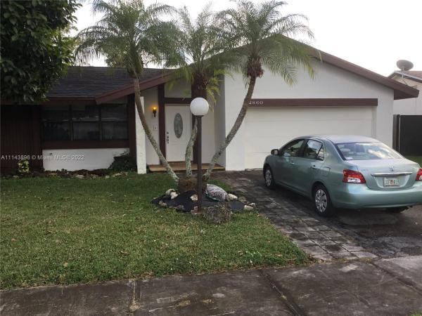 Deerwood, 12860 SW 149th St, Three Lakes, Florida 33186, image 2