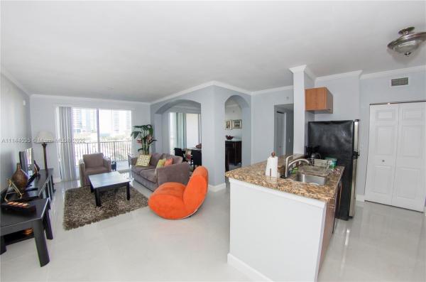 Porto Bellagio, 17145 N BAY RD #4607, Sunny Isles Beach, Florida 33160, image 1