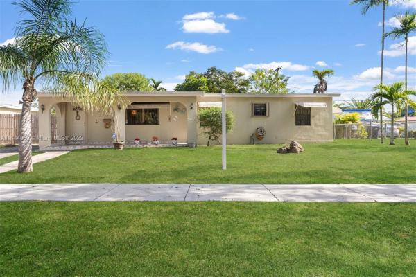 Westwood Lakes Residential, 5425 SW 112th Ave, Westwood Lakes, Florida 33165, image 2