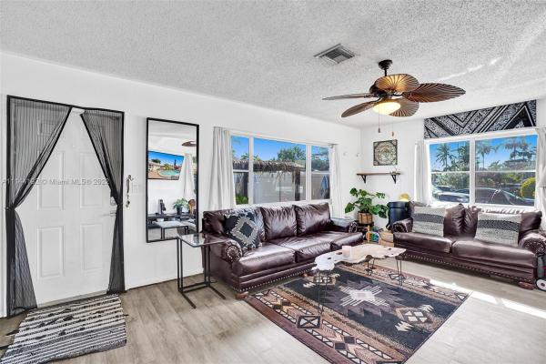 1016 N 16th Ave #1, Hollywood, Florida 33020, image 2
